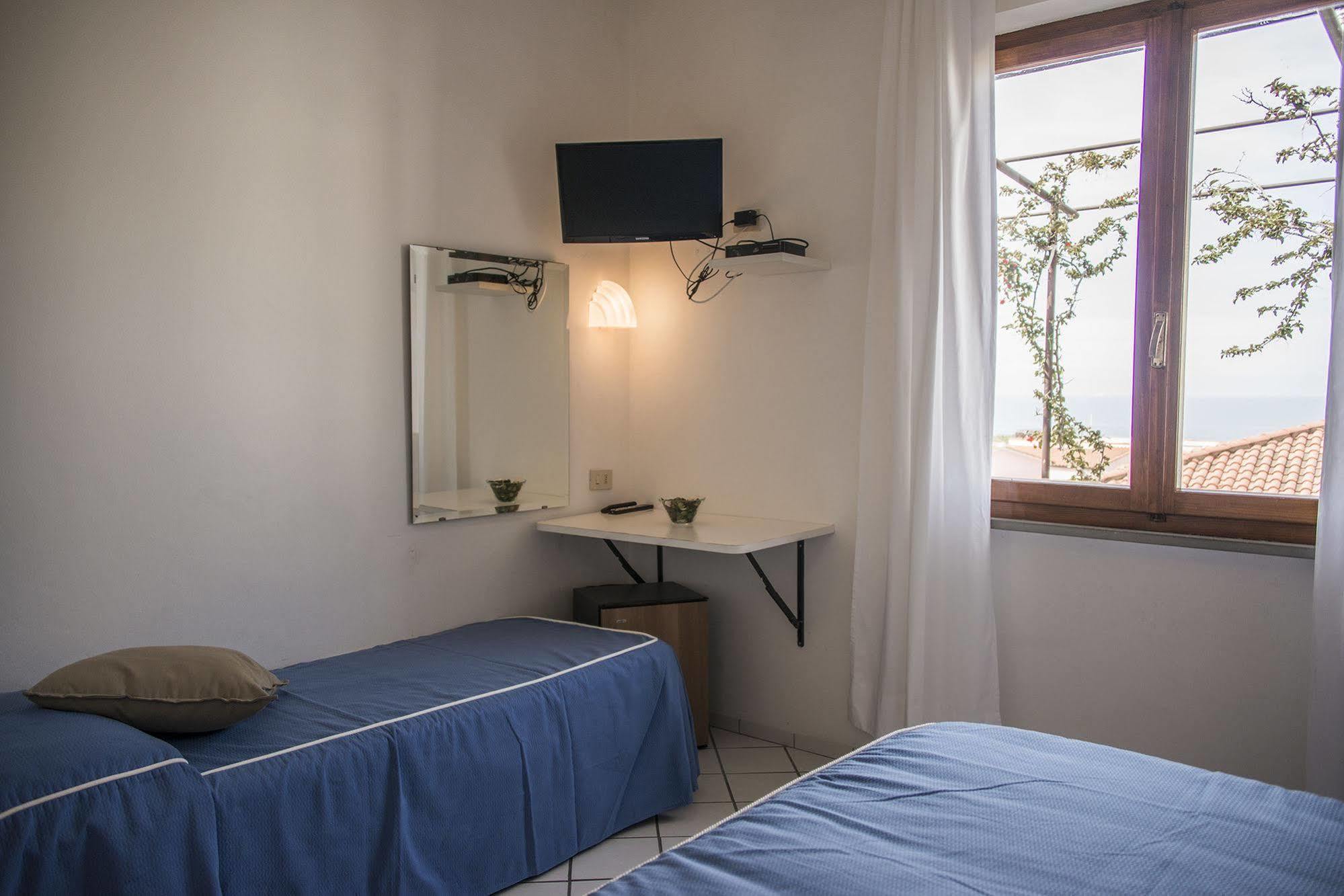 Hotel Il Perseo Chiessi Екстер'єр фото