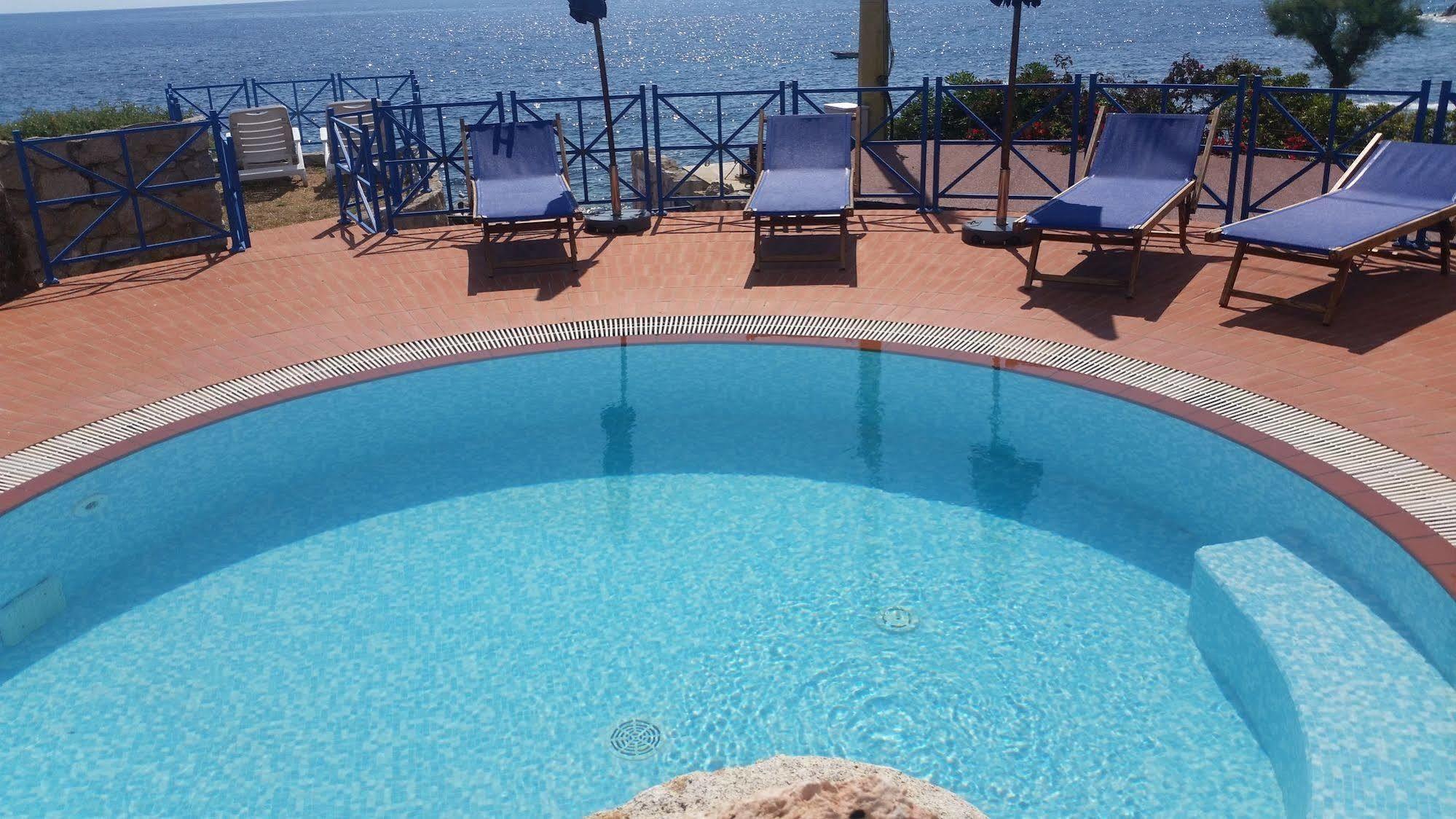Hotel Il Perseo Chiessi Екстер'єр фото